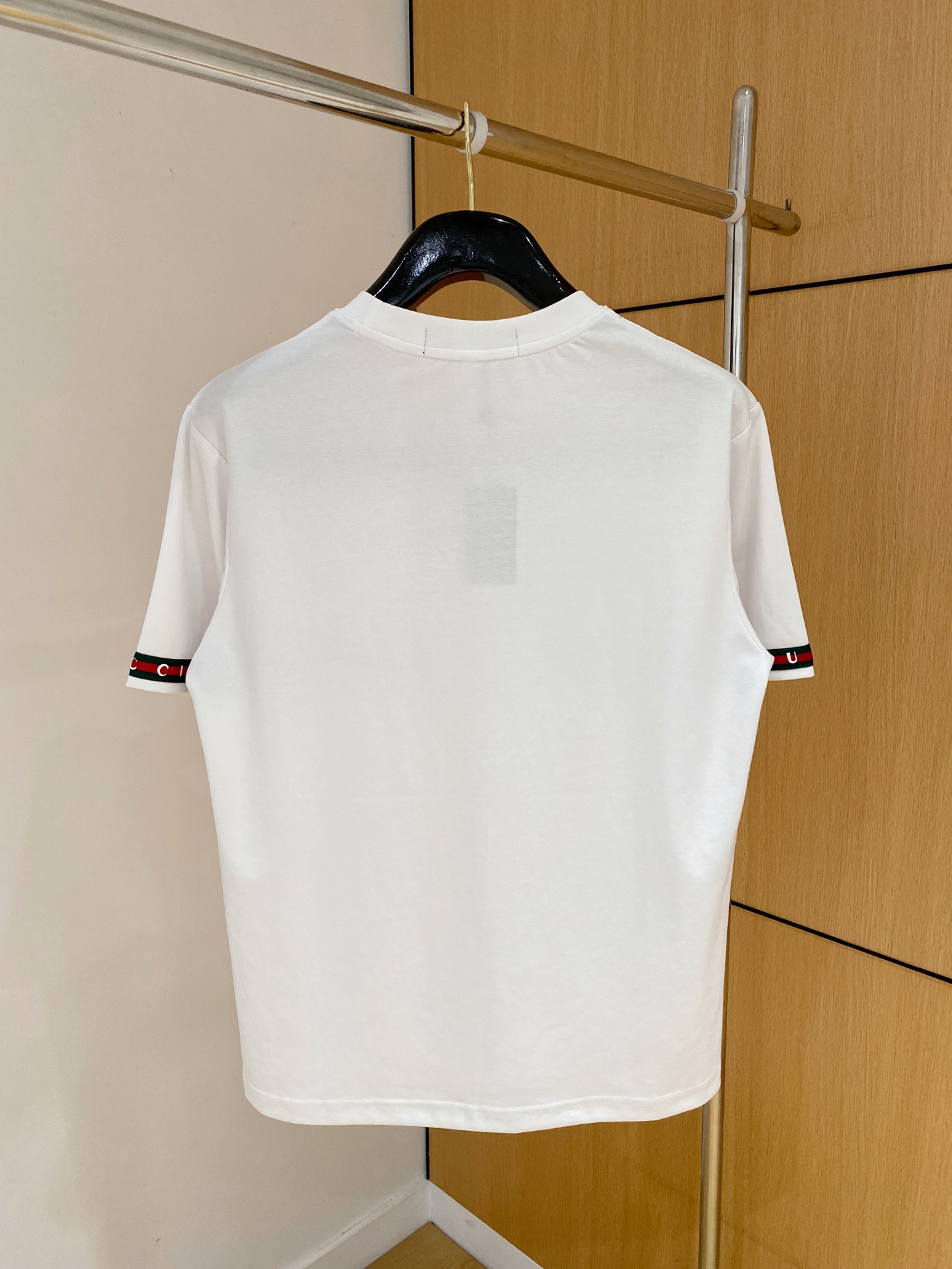 short sleeves